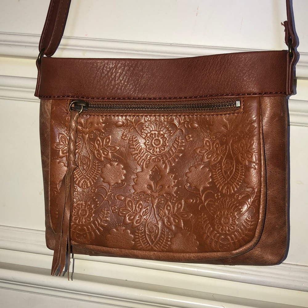 The Sak Sanibel Leather Crossbody Bag